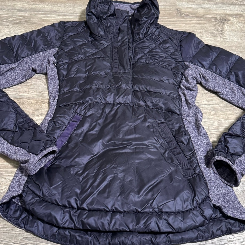 Lululemon Down For A Run Pullover Blue 6 - Picture 3 of 9